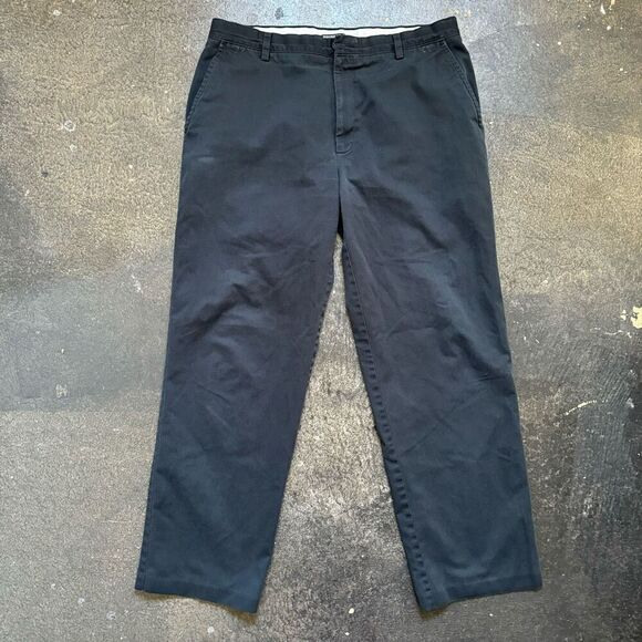 Dockers Men’s D3 Easy Khaki Size 36x30.5 Cotton Blend Flat Front Preppy Style - Picture 1 of 10